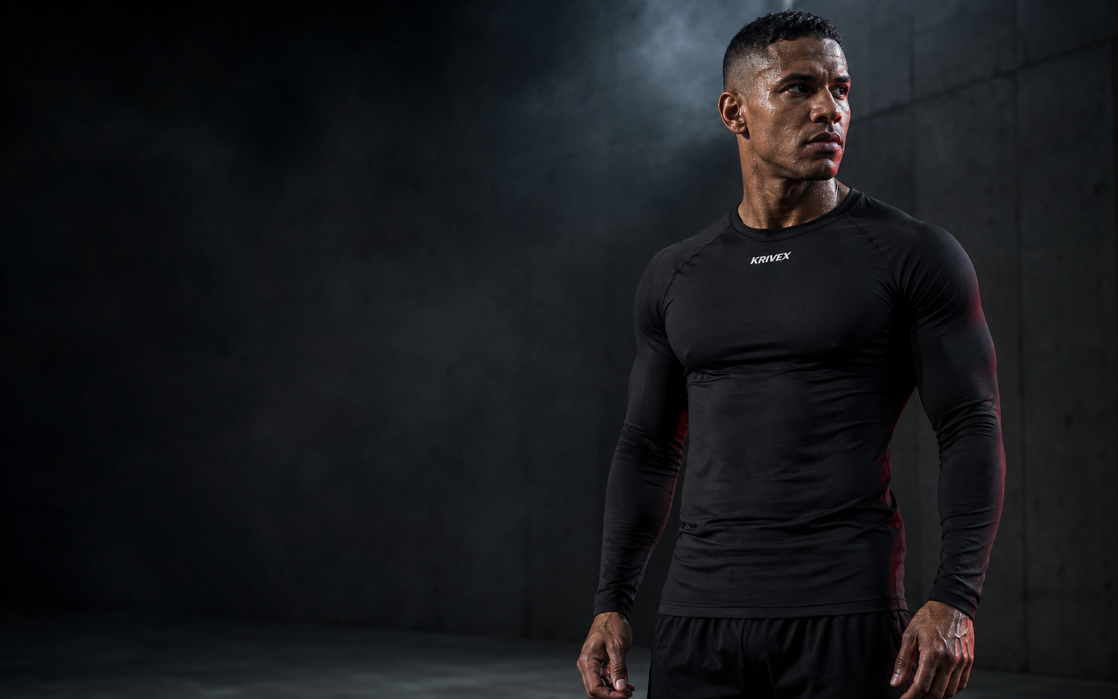 Atleta usando camiseta de compressão manga longa Krivex em ambiente de treino